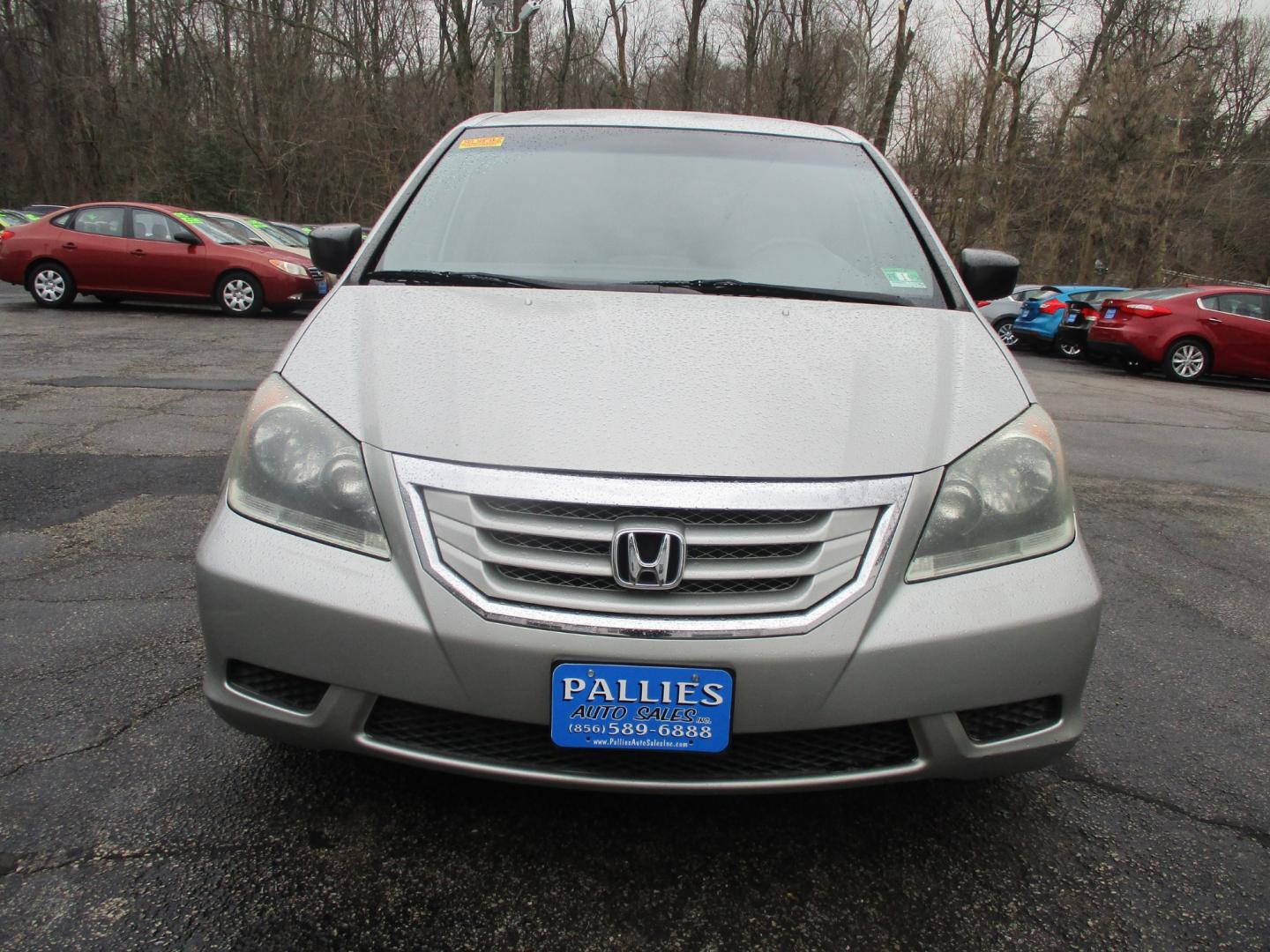 2009 SILVER Honda Odyssey LX (5FNRL382X9B) with an 3.5L V6 SOHC 24V engine, 5-Speed Automatic transmission, located at 540a Delsea Drive, Sewell, NJ, 08080, (856) 589-6888, 39.752560, -75.111206 - Photo#7